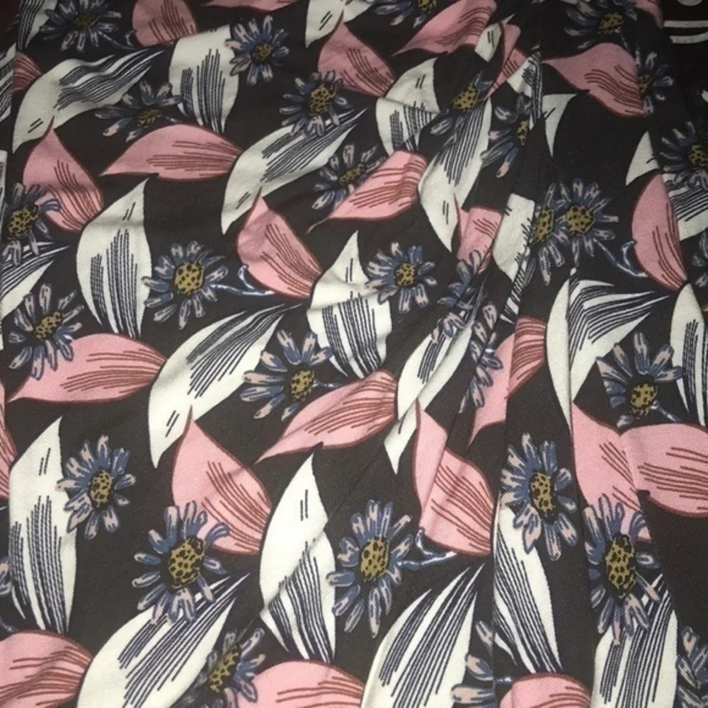 Boden form fitting dress size 2R UK 6R